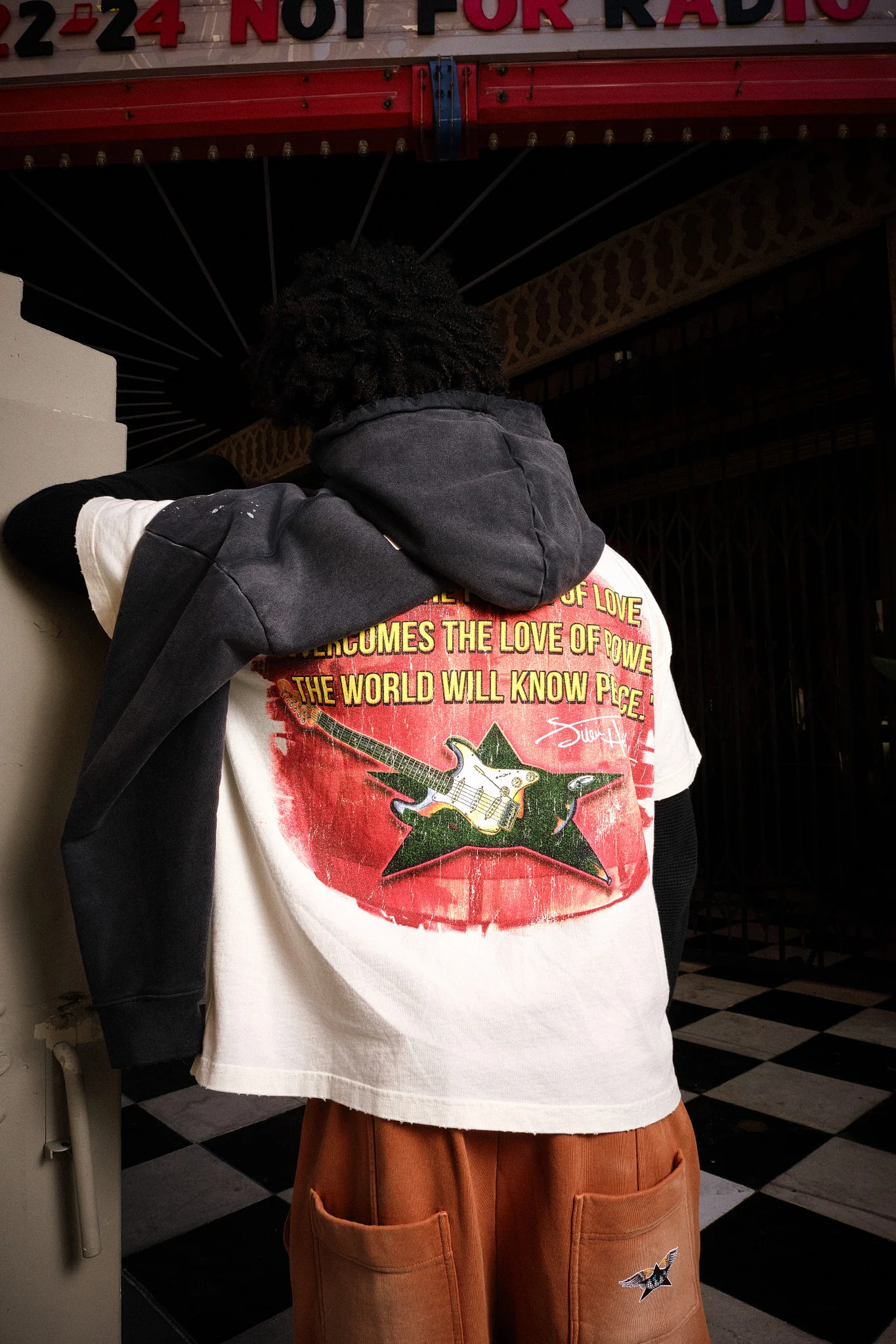 Jimi Hendrix Voodoo Child Tee - Image 5